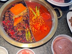 -小天鹅火锅·一线江景洪鼎旗舰店(洪崖洞店)