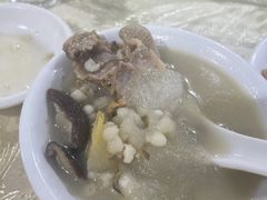 -红旗山庄(圭峰山店)