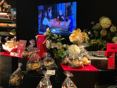 -Salon de The de Joel Robuchon(外滩18号店)