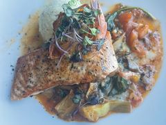 -Fish Hopper
