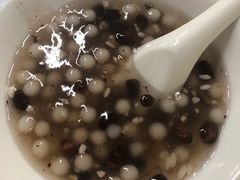 -芳婆糕团店(王府大街店)