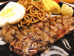 -绿茵阁西餐厅(中央广场店)