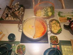 -椰子湾·海南火锅·糟粕醋·椰子鸡(正大广场店)