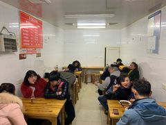 -何记酿皮店(西流湾店)