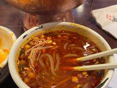 -成都你六姐·牛肉冒菜(城市集市合生汇店)