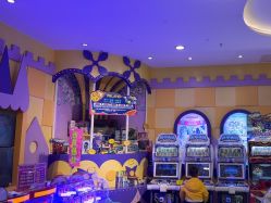 -meland·儿童乐园·游戏厅娃娃机·电玩Xbox(成都合生汇店)