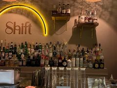 -Shift cocktail bar鸡尾酒吧