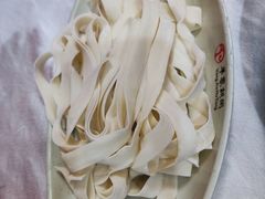 -羊家胡同·龙虾烧烤火锅(龙汇路店)