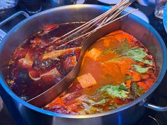 -唯爱KTV聚会餐厅(仙林东城汇店)