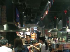 大堂-马路牙子地桌烤肉(工体店)