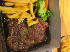 -菲滋意式餐厅(金华银泰城店)