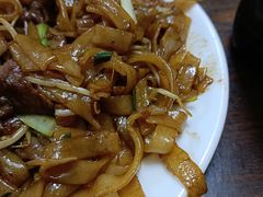 炒牛河-美食店(华贵路店)