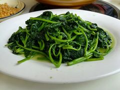-鑫悦楼煎蟹·16年海鲜大排档