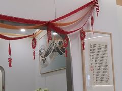 -皓齿连锁·雅贝健口腔·种植·矫正中心(虹口曲阳路店)