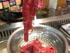 -牛里牛气· 榴莲海鲜鲜牛肉自助火锅·烤肉(横岗店)