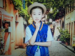 -苏菲亚婚纱影楼尊爵店(昆区店)