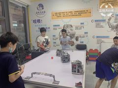 -蓝精灵创客少儿编程(百步亭中心)