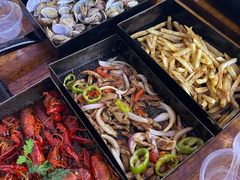 -老三李村河底戳子肉(总店)