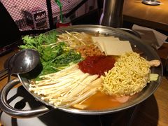 部队锅-富乐满韩国正宗炸鸡韩国料理(虹泉路店)
