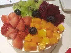 -山与蓝·轻糖鲜果蛋糕(勒泰店)