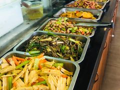 自助取餐区-华盛园卷子王农家菜水库鱼