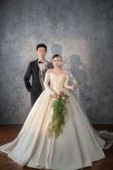 -雪中彩影婚纱摄影·微光艺术中心