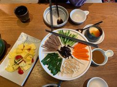 -云海肴·汽锅鸡·云南菜(天山百盛优客店)