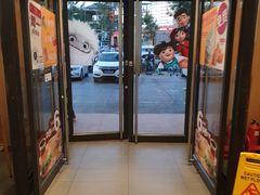 -麦当劳(小白楼店)
