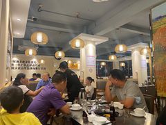 大堂-胡须佬鸡煲四季火锅店(石厦西村直营店)
