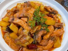 鳇鱼炖土豆-胖姐渔村(中源大道店)