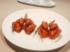 脆皮乳鸽-荣轩(新荣记环球金融中心店)