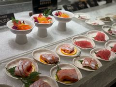 -雍容荟帝王蟹活龙虾展台自助(IFS黑金店)
