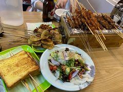 -烤满分·东北烧烤(首经贸店)