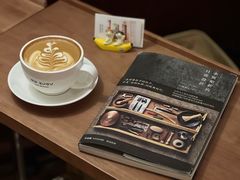 -Café Monson