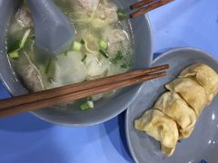 -天天锅贴王(迎凤街店)