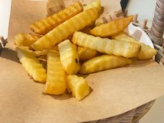 -左庭右院鲜牛肉火锅(金山万达店)