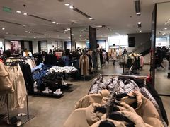 -ZARA(恒隆广场店)