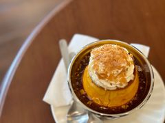 -Café Monson