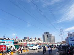 门面-三旗百汇商品城