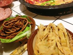 -扎起市井老火锅(乐山总店)