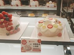 -花花卷卷·鲜食蛋糕(泉屋店)