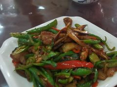 -月落乌啼餐馆