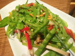 -云海肴·汽锅鸡·云南菜(天山百盛优客店)