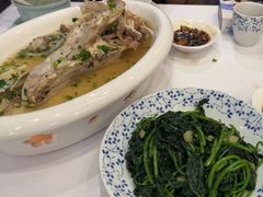 -围龙屋客家食府(福田店)