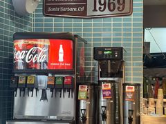 -The Habit Burger Grill 哈比特汉堡(世博店)