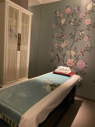 -奈瑞儿美颜美养SPA