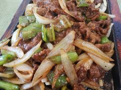 顶级铁板黑椒牛柳-桃子餐厅·天津菜(红星路直营店)