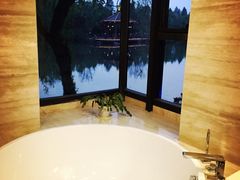 怡沁园度假村-上海怡沁园度假酒店