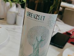 白葡萄酒-青岛银沙滩温德姆至尊酒店-元素西餐厅