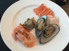 -圣丰索菲特·2 On 988 Café 自助餐厅